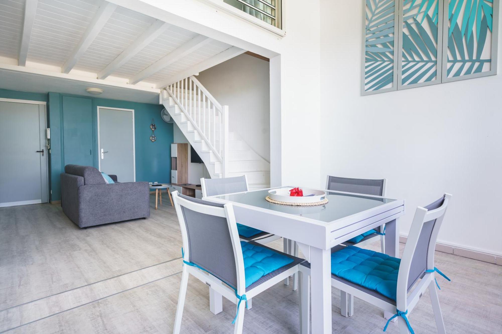 Le Touloublue - Tres Bel Appartement Face A La Mer Sainte-Anne  Exterior photo